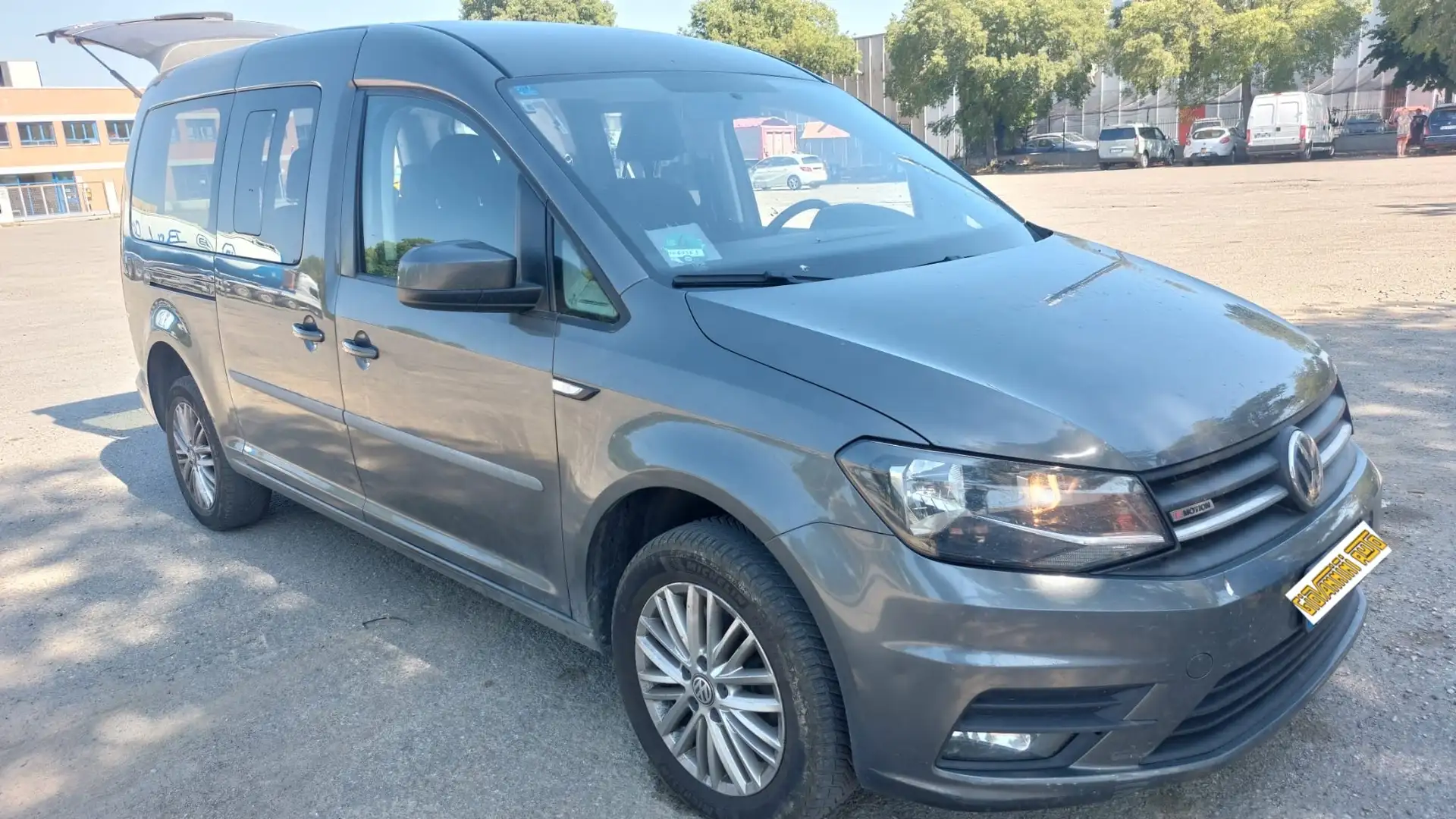 Volkswagen Caddy Gris - 1