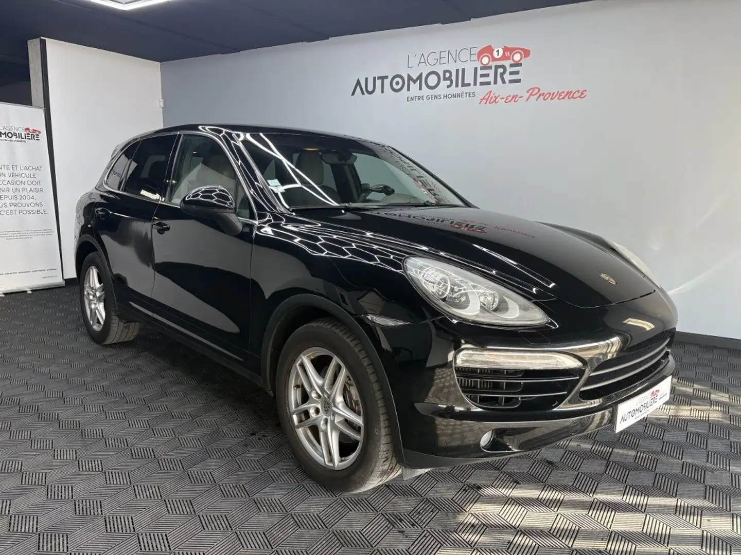 Porsche Cayenne 3.0 TDI V6 240cv Tiptronic-S BVA Schwarz - 1