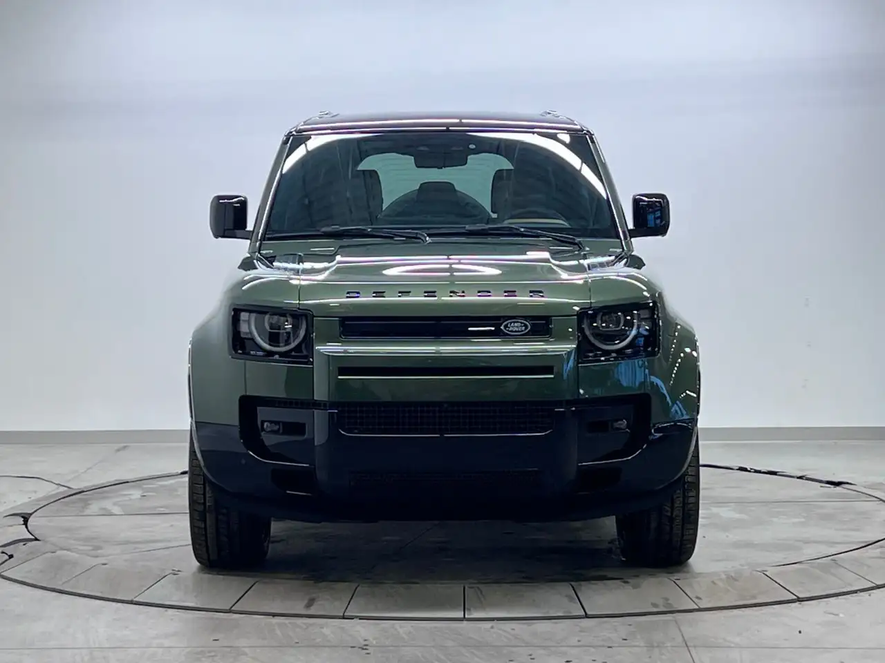 Land Rover Defender снимка Land Rover Defender