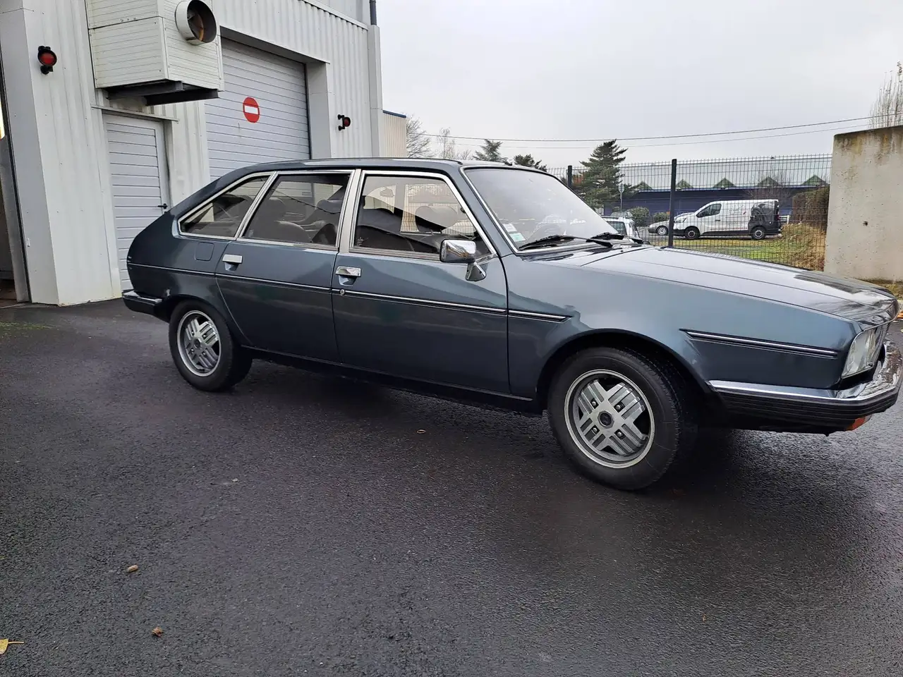 Renault R 30