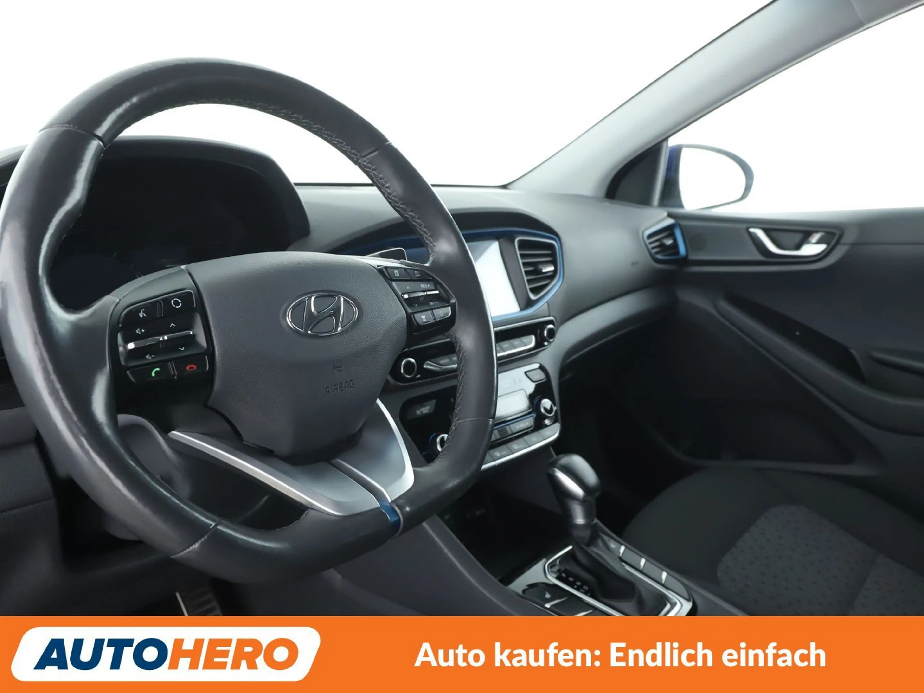 Hyundai IONIQ 1.6 Hybrid Style Aut.*NAVI*CAM*ACC* — photo 11