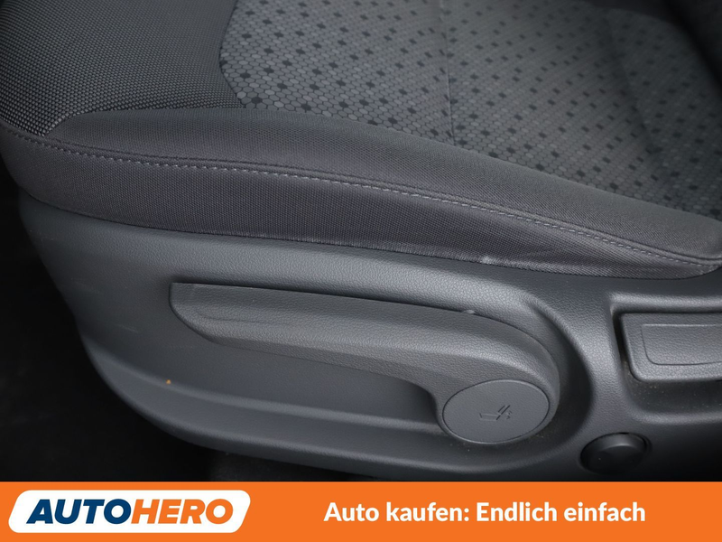 Hyundai IONIQ 1.6 Hybrid Style Aut.*NAVI*CAM*ACC* — photo 30