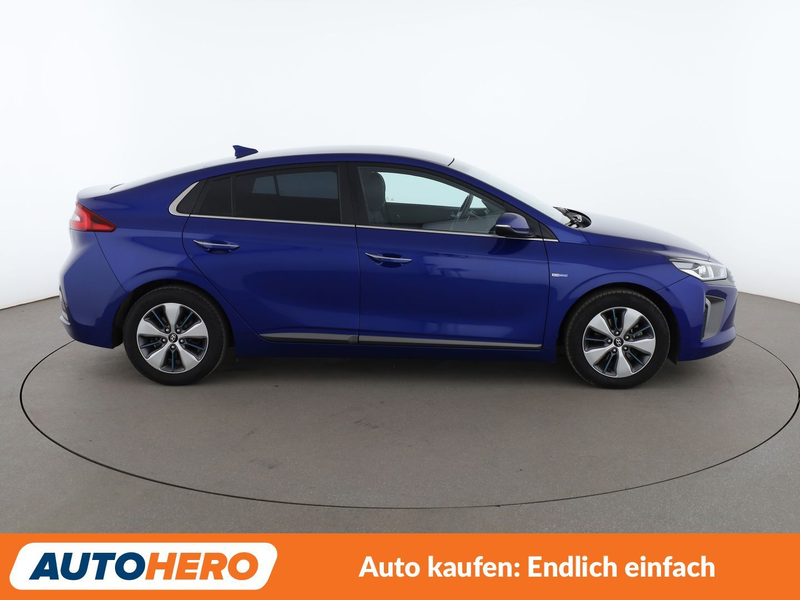 Hyundai IONIQ 1.6 Hybrid Style Aut.*NAVI*CAM*ACC* — photo 7
