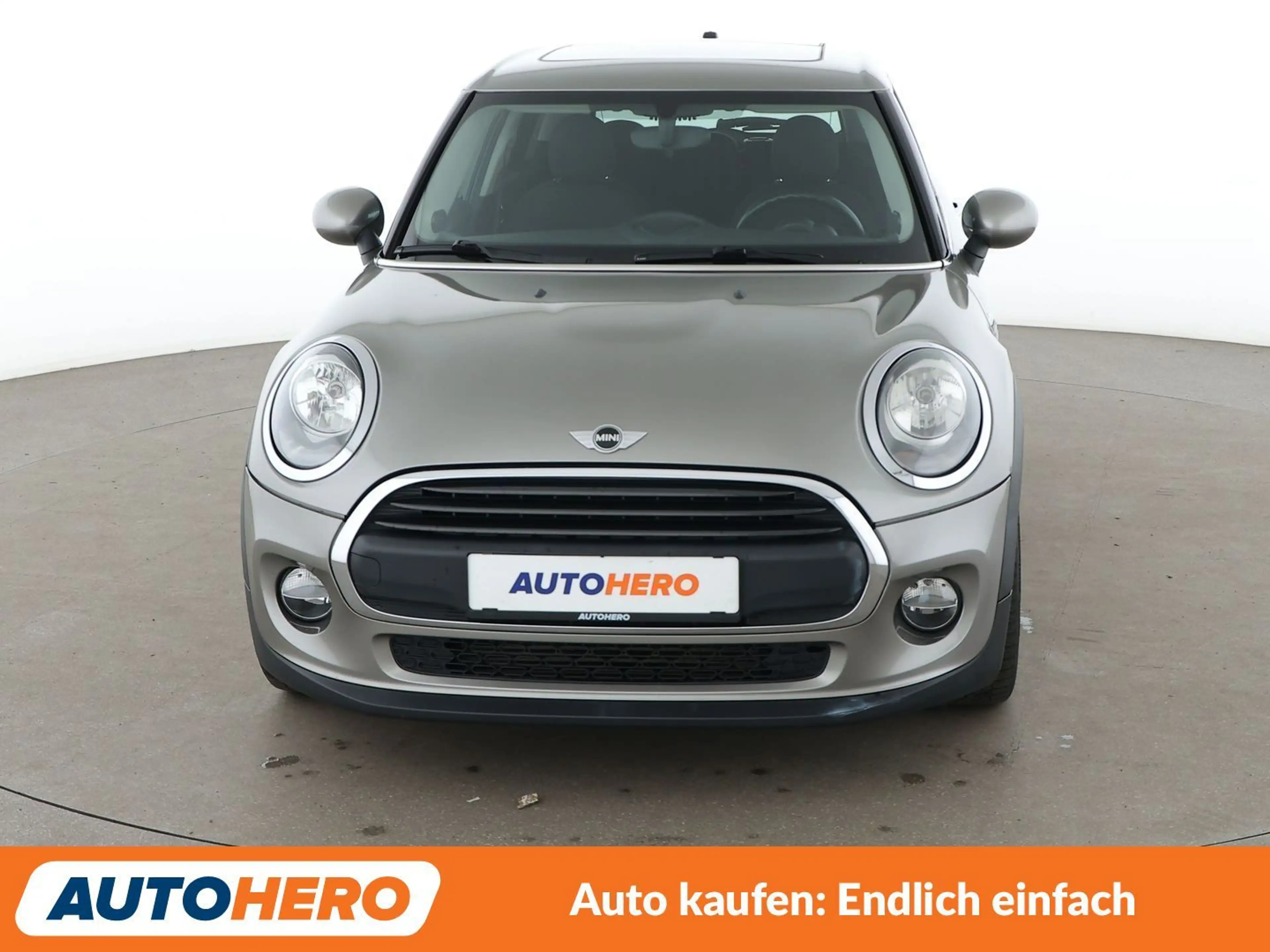 MINI One One *PANO*PDC*SHZ*KLIMA*GARANTIE* — photo 9