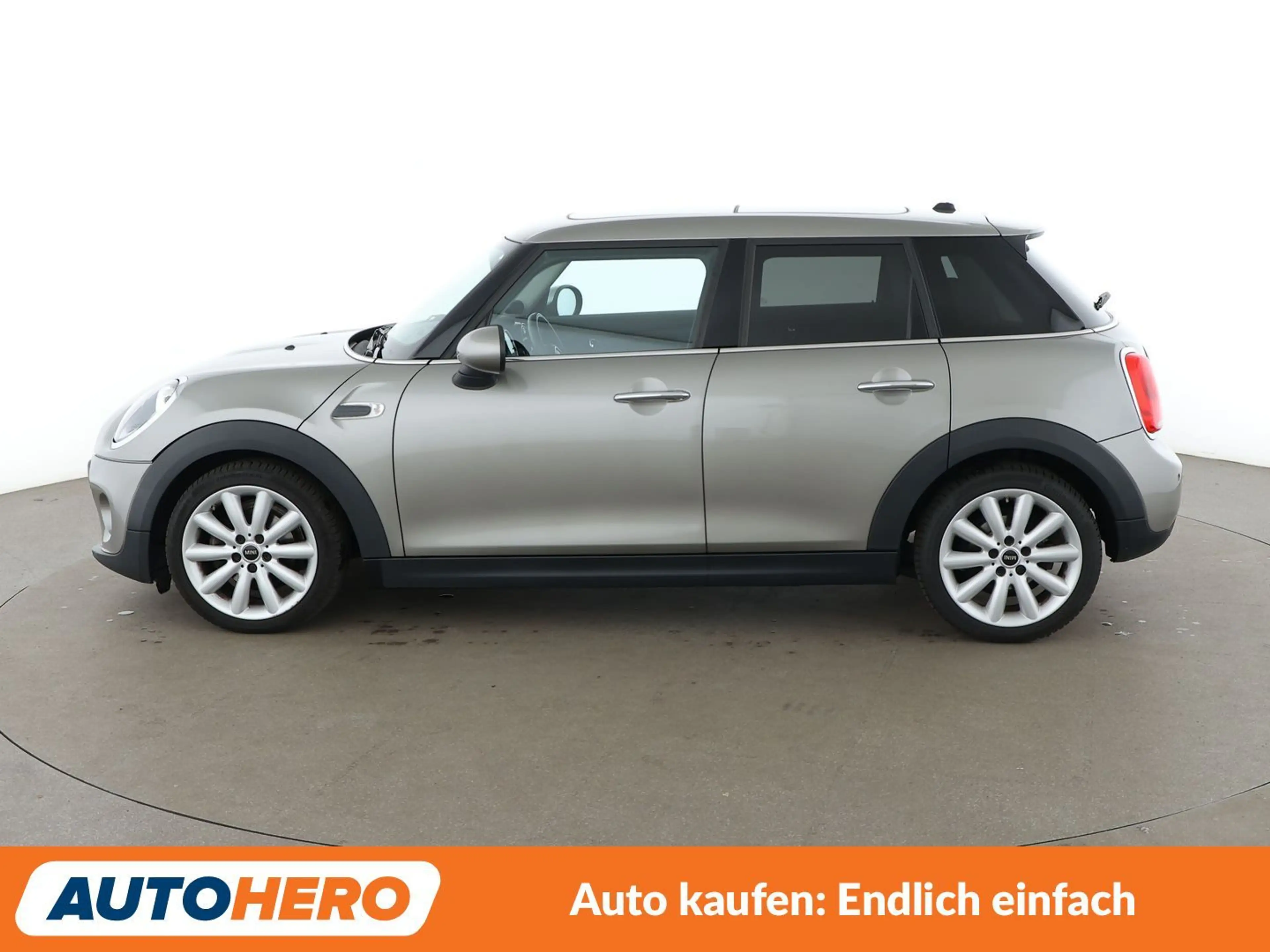 MINI One One *PANO*PDC*SHZ*KLIMA*GARANTIE* — photo 3