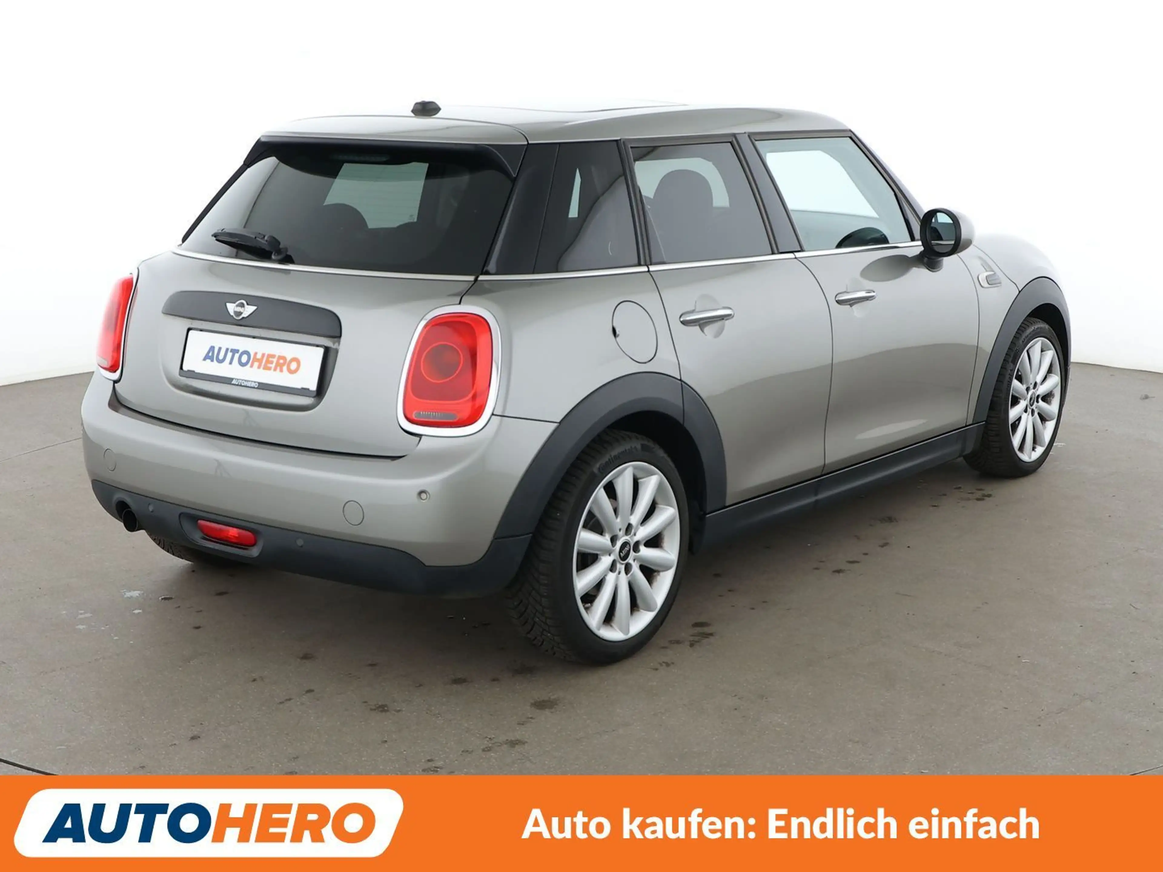MINI One One *PANO*PDC*SHZ*KLIMA*GARANTIE* — photo 6