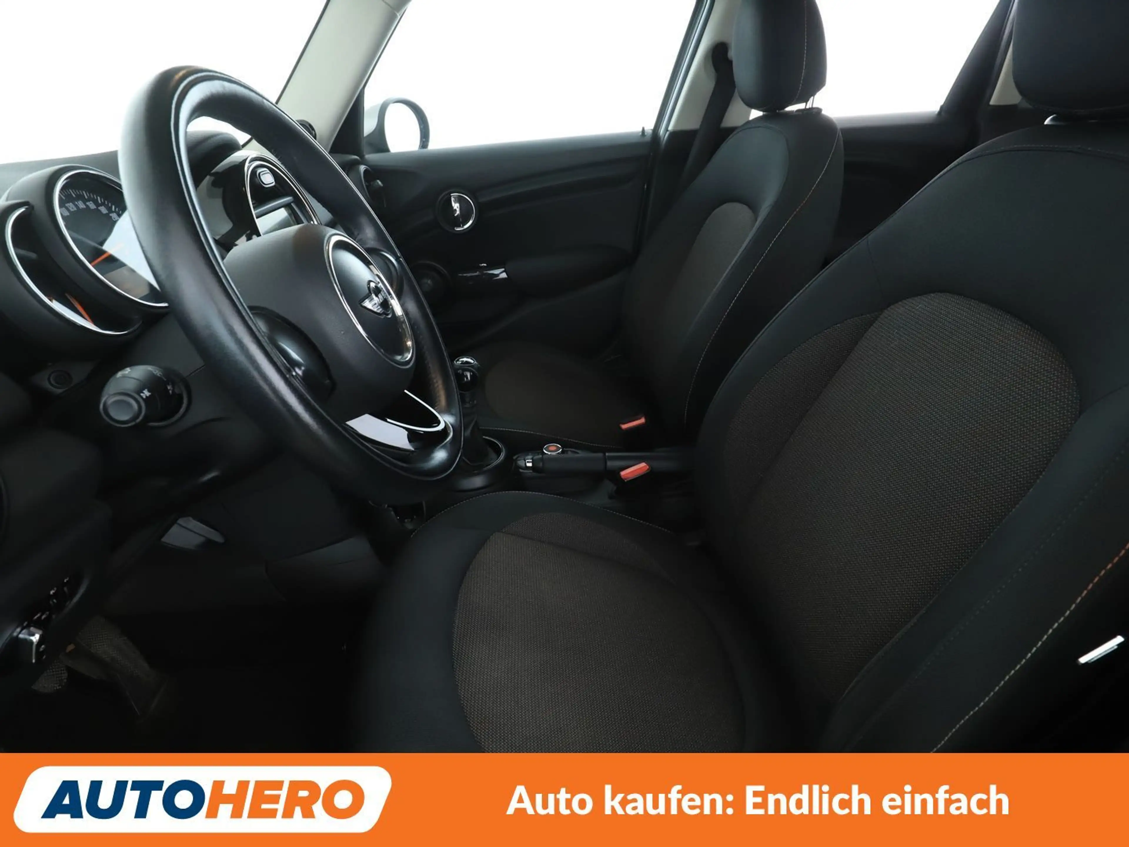 MINI One One *PANO*PDC*SHZ*KLIMA*GARANTIE* — photo 10
