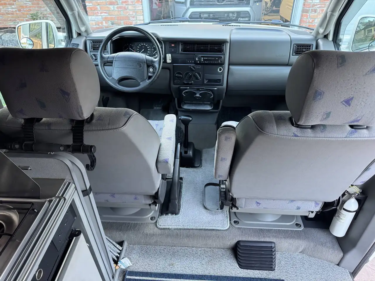 Volkswagen Eurovan снимка Volkswagen Eurovan
