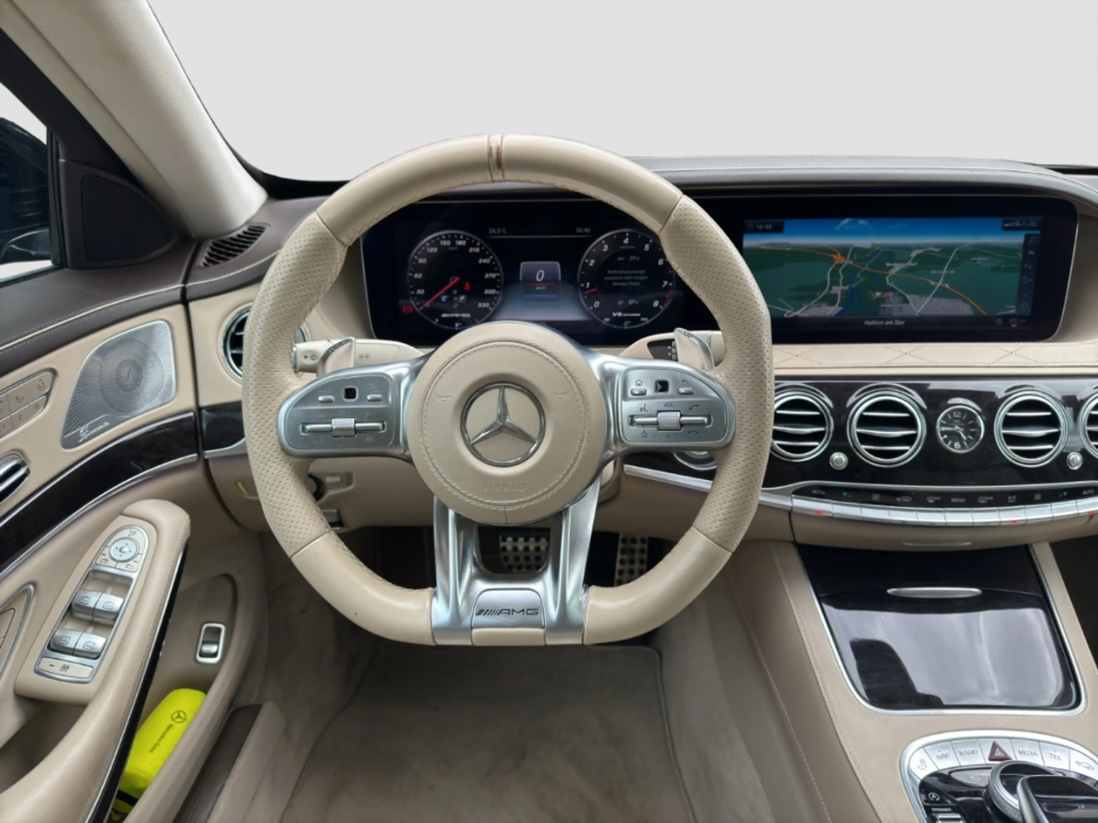 Mercedes-Benz S 63 AMG 4M+ L 9G Designo *Regierungsfahrzeug* — photo 15