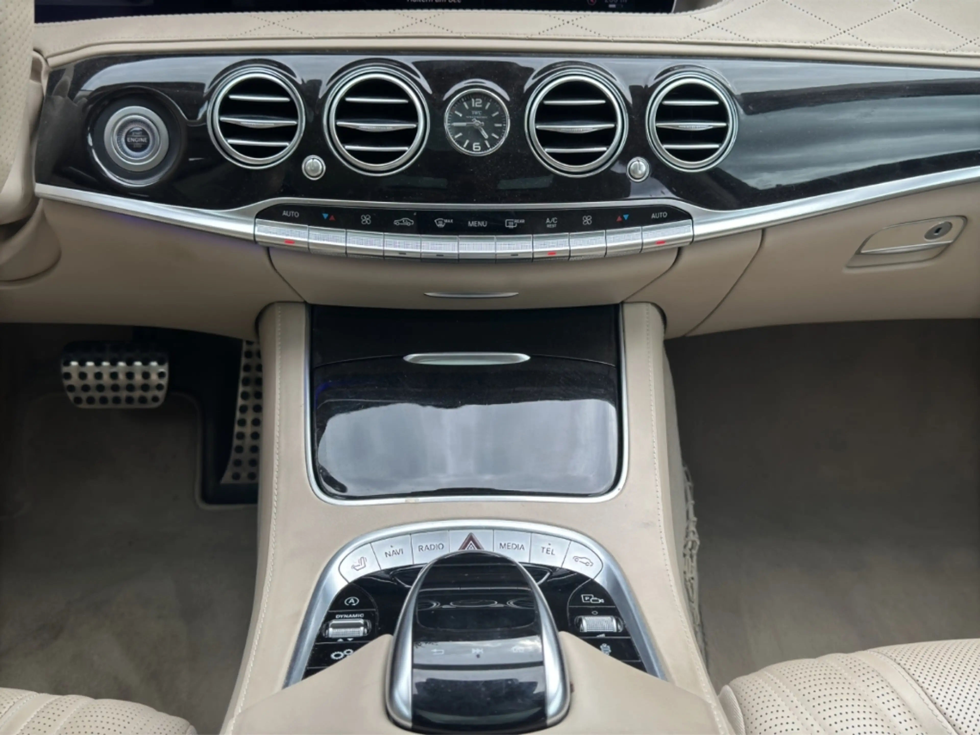 Mercedes-Benz S 63 AMG 4M+ L 9G Designo *Regierungsfahrzeug* — photo 13