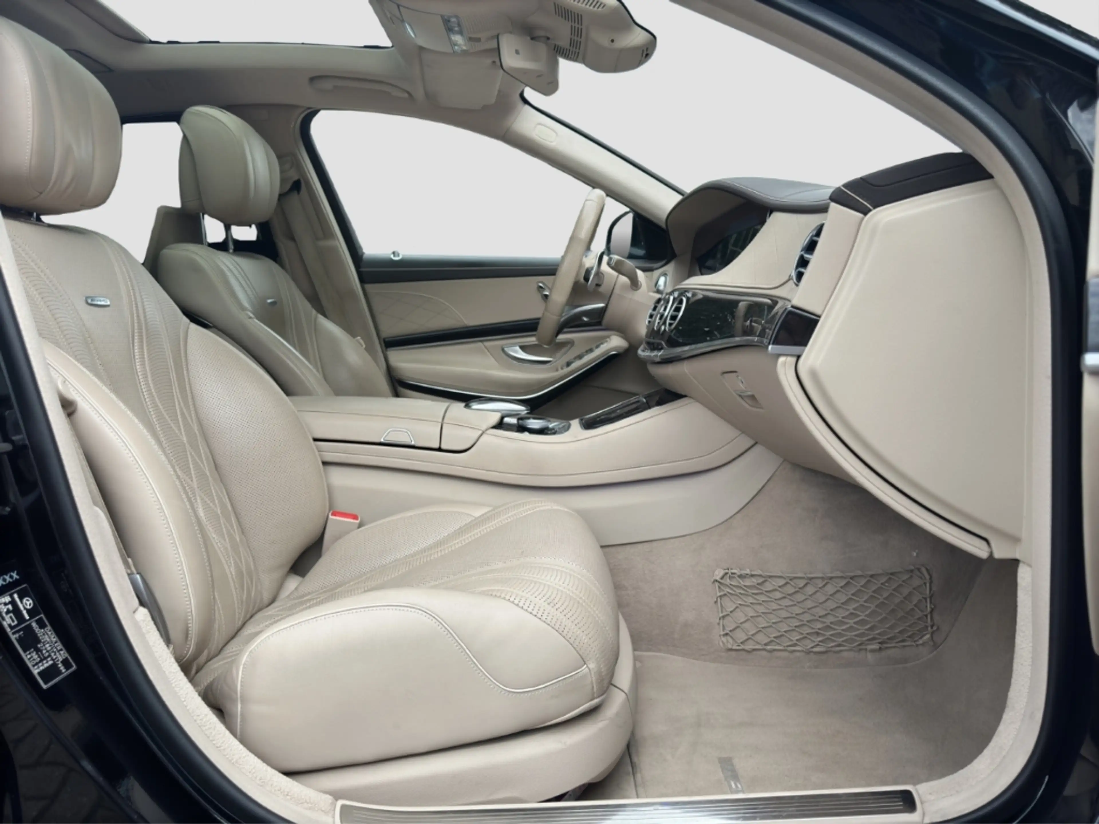 Mercedes-Benz S 63 AMG 4M+ L 9G Designo *Regierungsfahrzeug* — photo 10