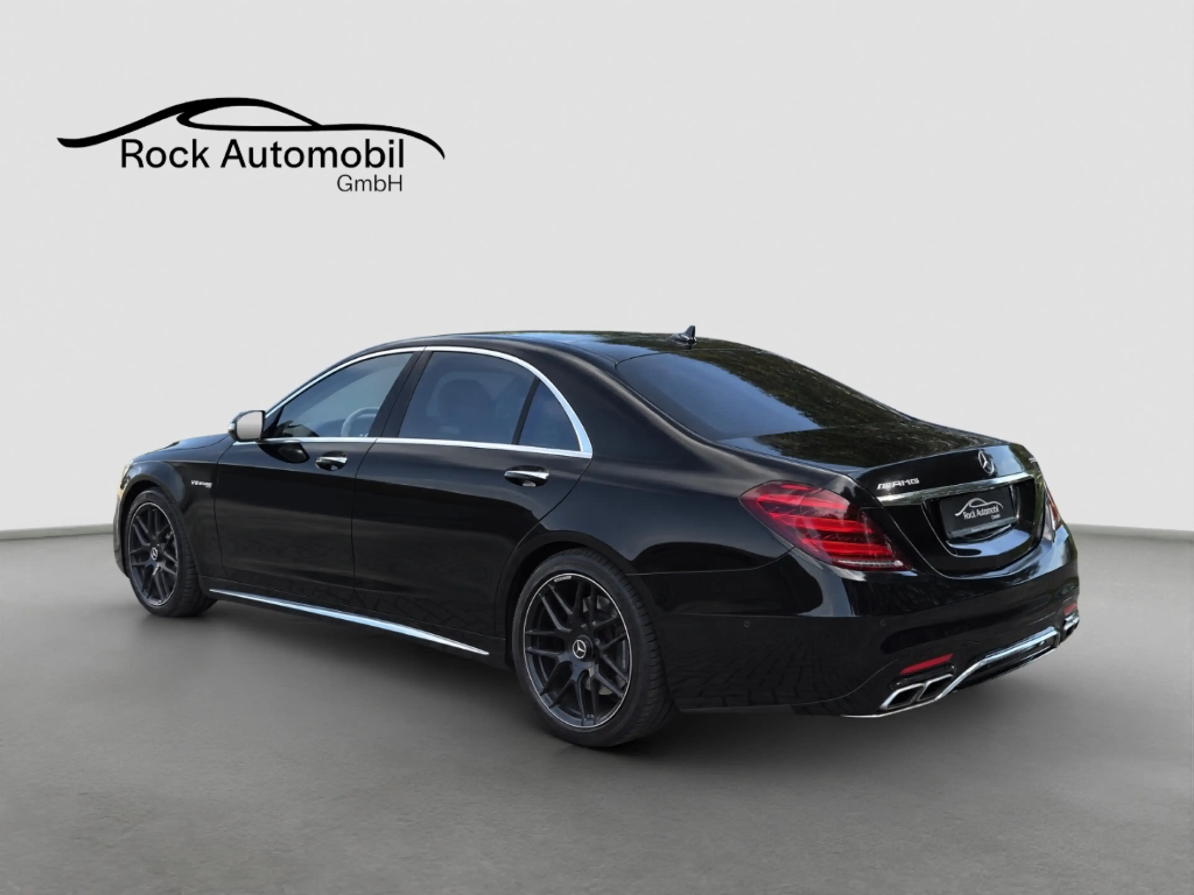 Mercedes-Benz S 63 AMG 4M+ L 9G Designo *Regierungsfahrzeug* — photo 3