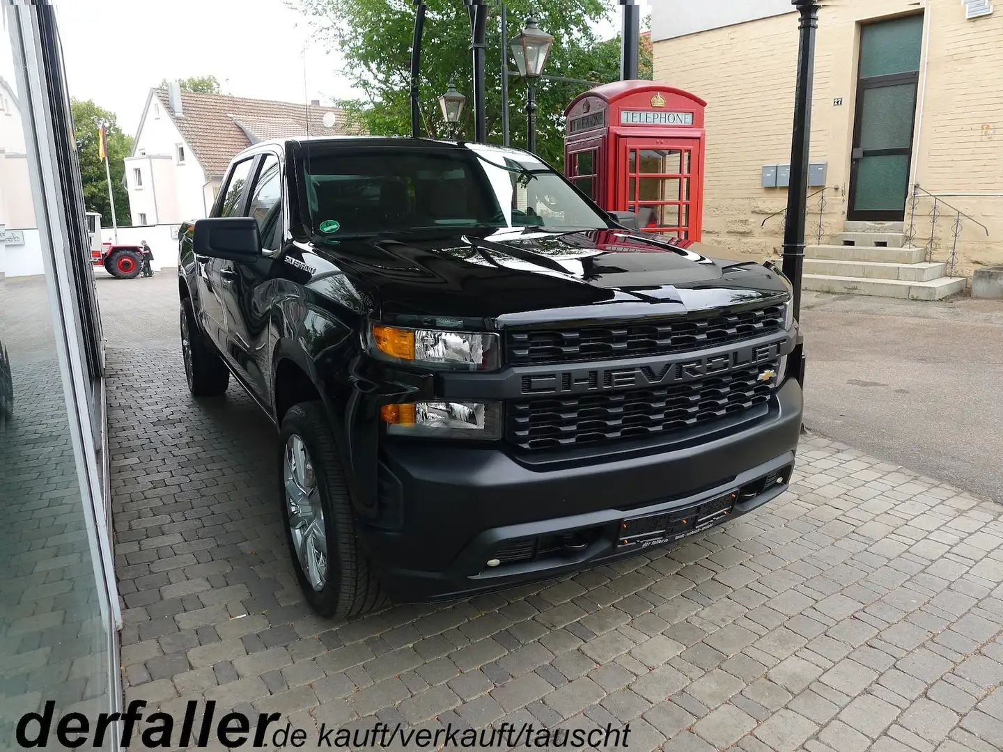 Chevrolet Silverado 1500 Crew Cab 4WD 4,3 V6 Fekete - 1