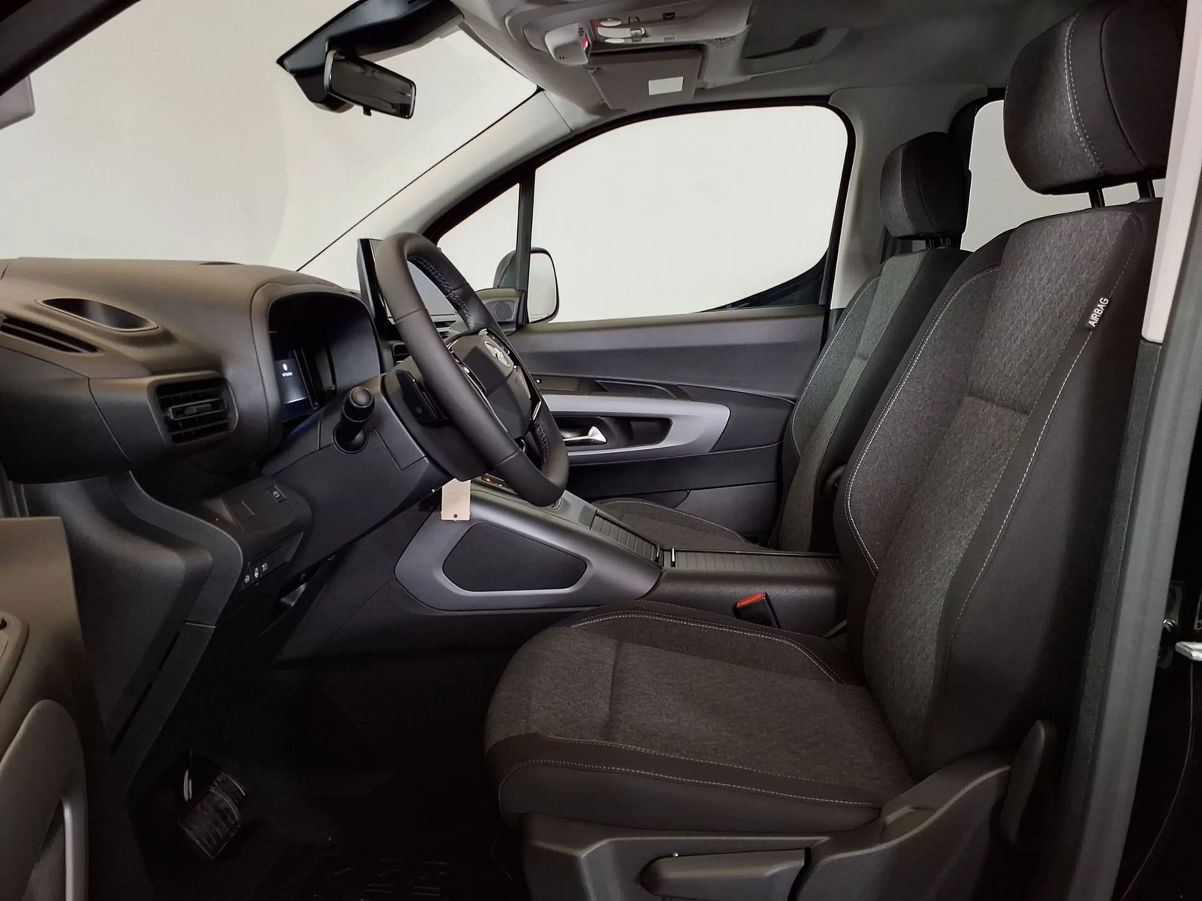 Opel Combo Life N1 Edition Stand-Hzg|AHK|RFK|Matri... — photo 9