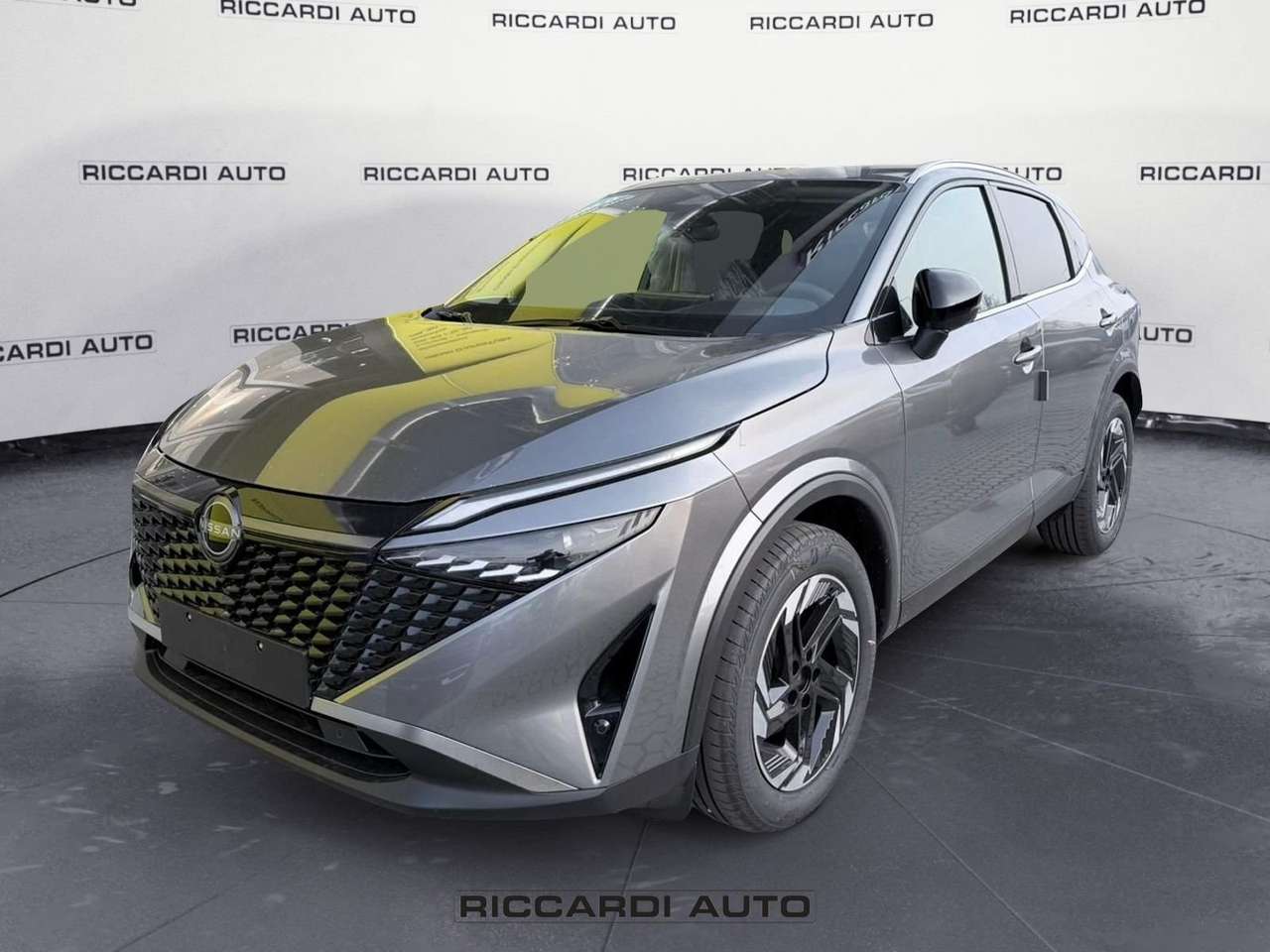 Nissan Qashqai NEW N-CONNECTA MHYB 140CV MT 2W