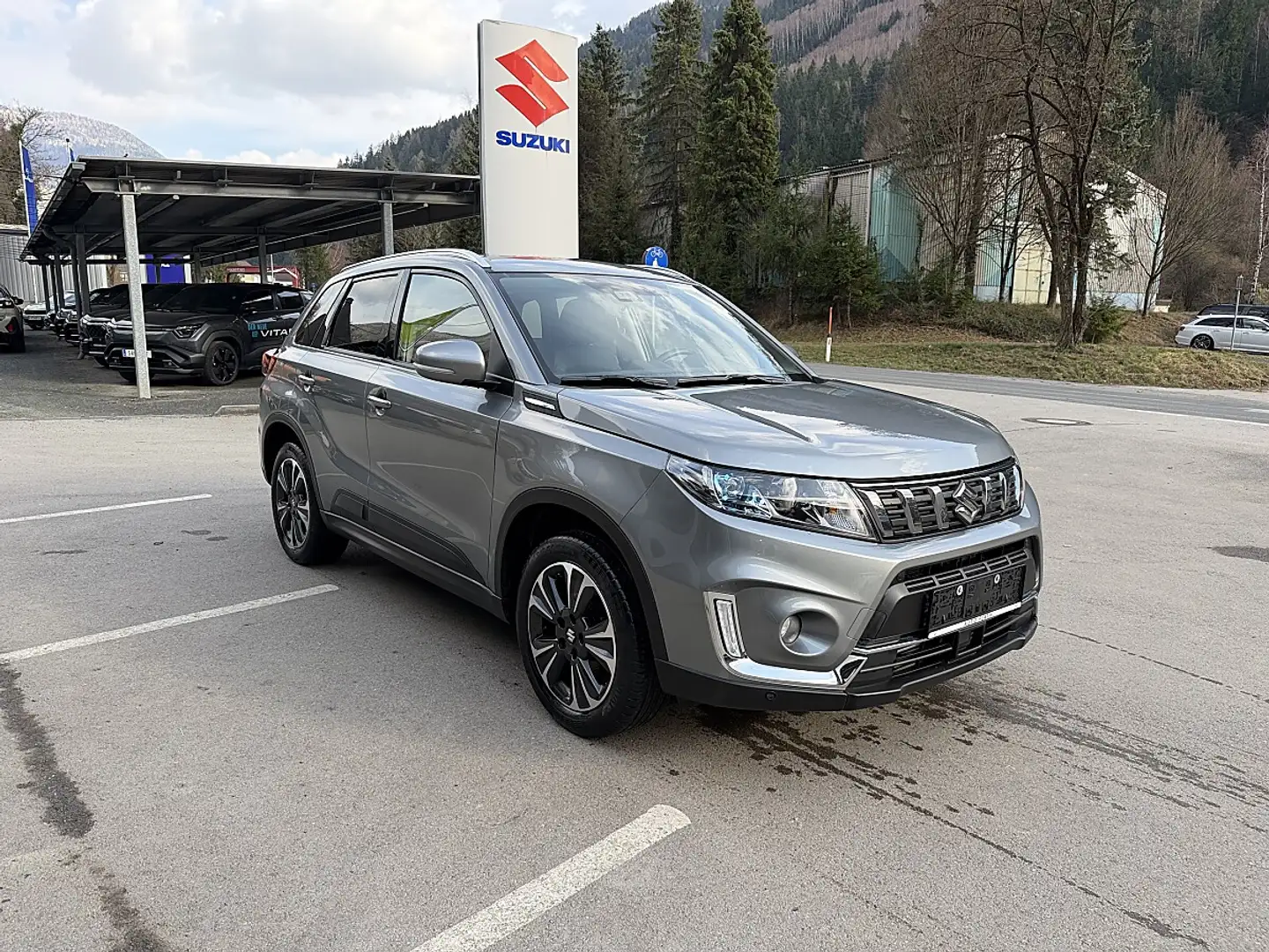 Suzuki Vitara 1,4 DITC ALLGRIP flash Grau - 1