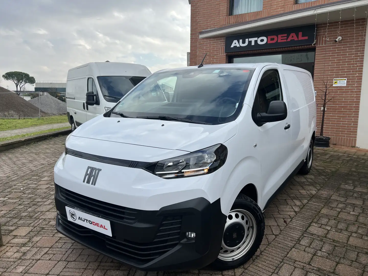 Fiat Scudo L2H1 1.5 BLUEHDI AUTOMATICO Bianco - 1