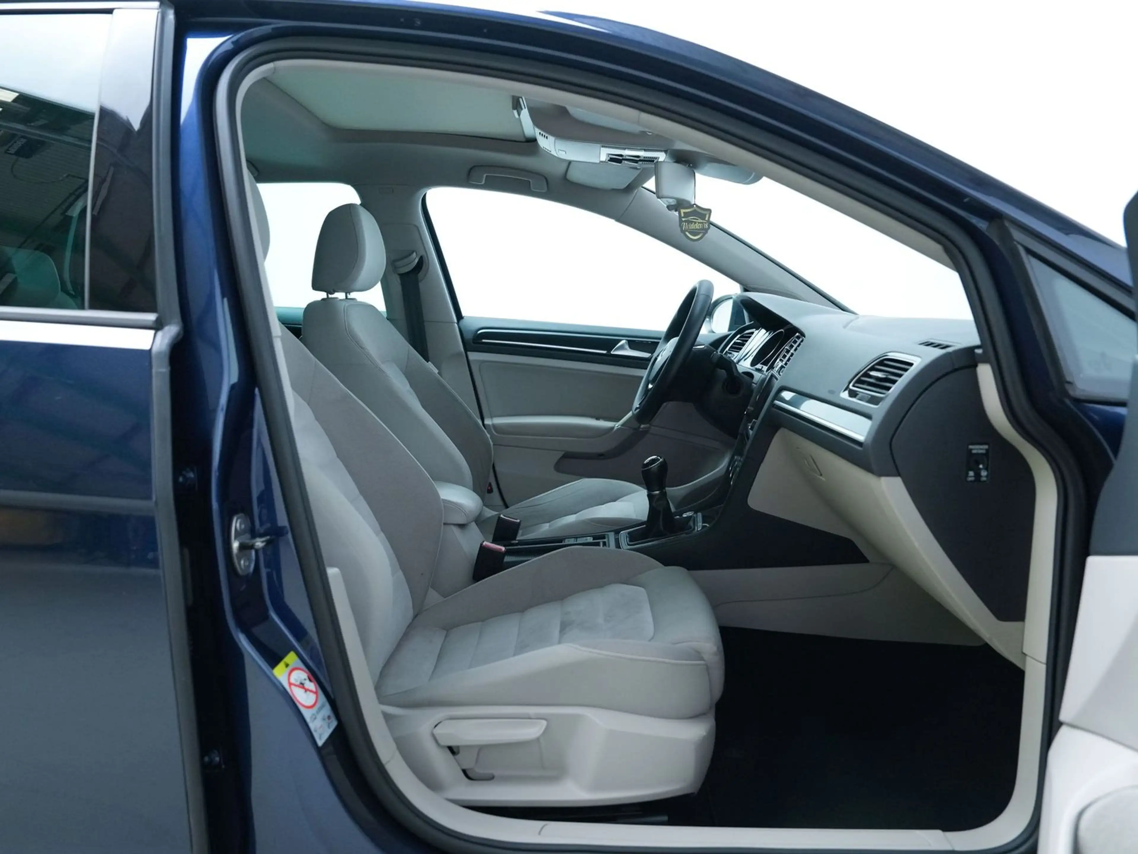 Volkswagen Golf Highline BMT — photo 14