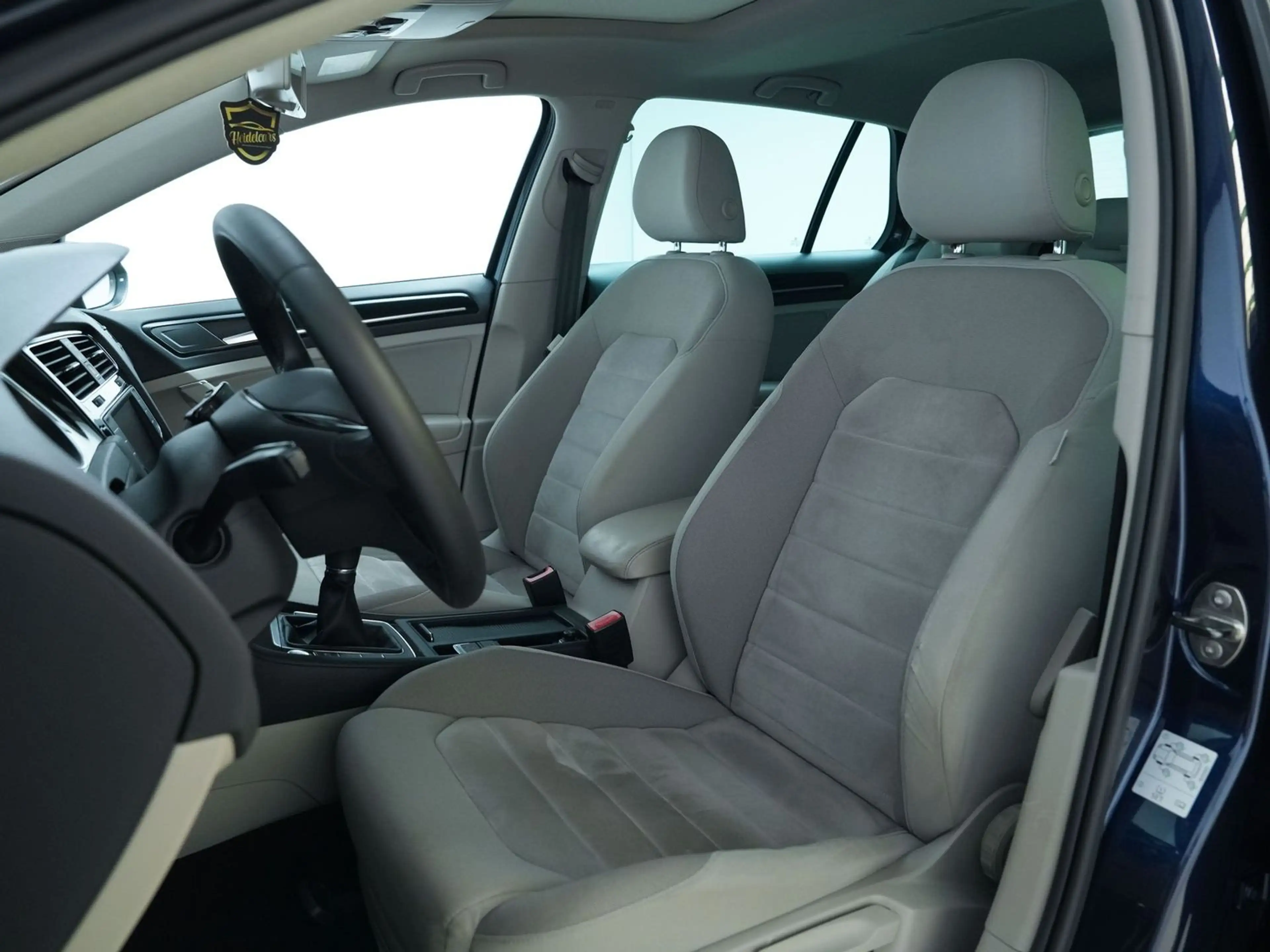 Volkswagen Golf Highline BMT — photo 9