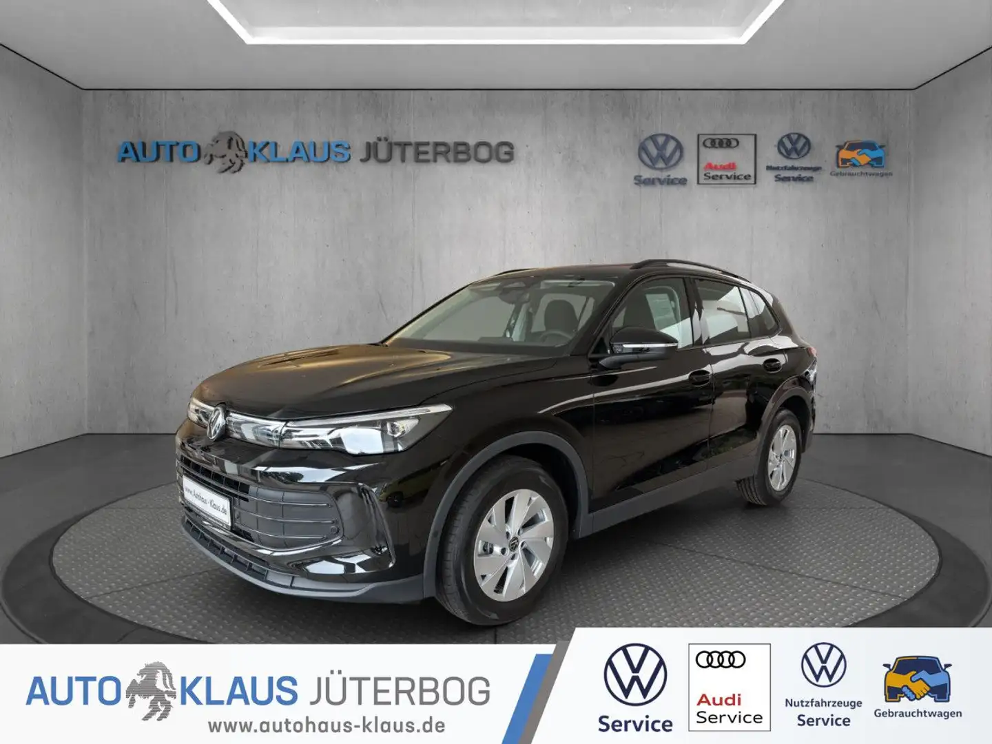 Volkswagen Tiguan 1.5 eTSI AZV schwenkbar+LED+Navi über App-C Schwarz - 1
