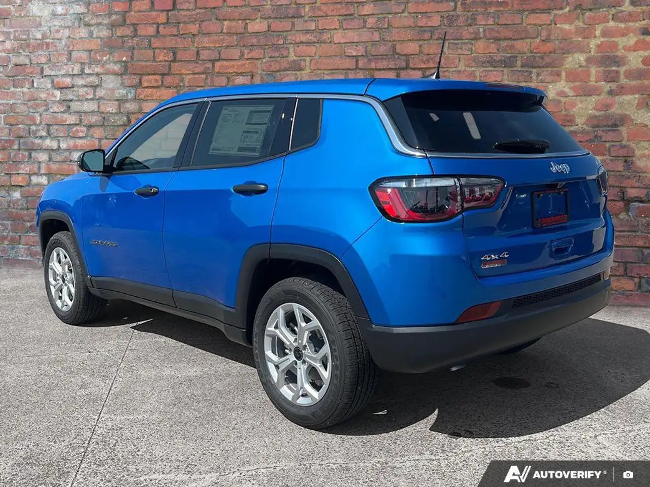 Jeep Compass снимка Jeep Compass