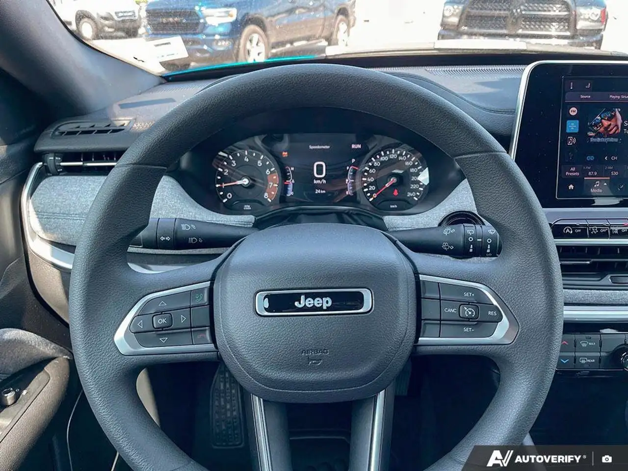 Jeep Compass снимка Jeep Compass