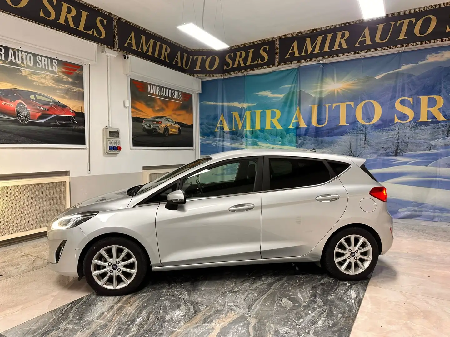 Ford Fiesta Fiesta 1.1 75 CV GPL 5 porte Titanium Gris - 2