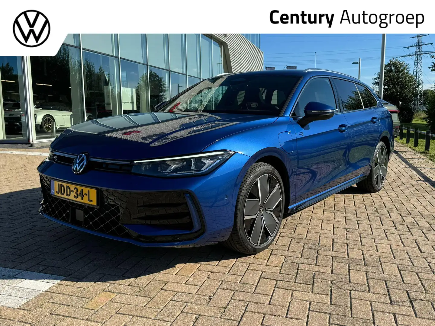 Volkswagen Passat Variant R-Line-Edition 1.5 eHybrid 150 kW / 204 pk Variant Blauw - 1
