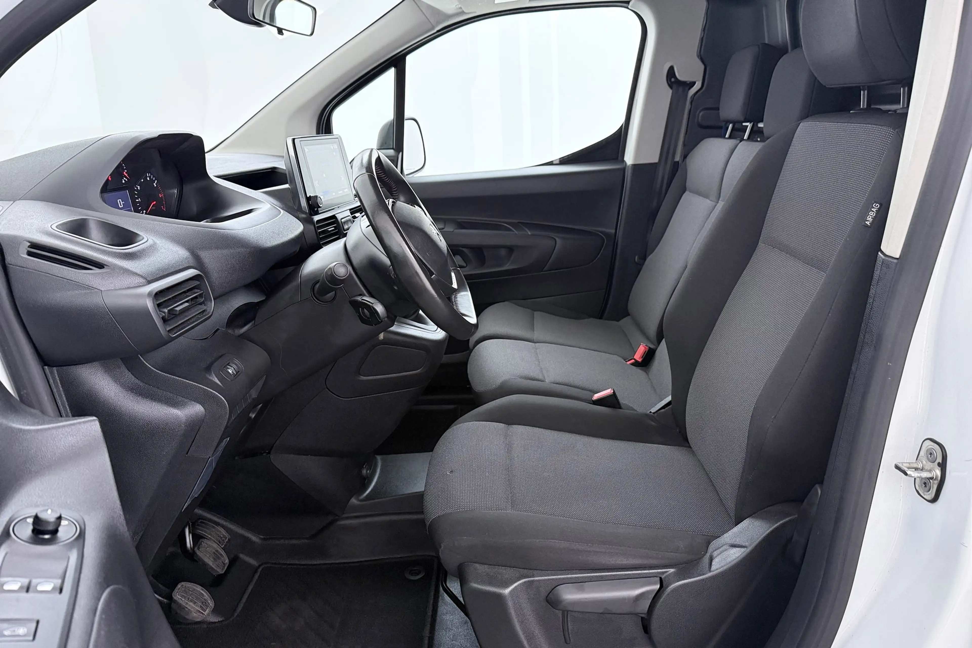 Peugeot Partner 1.5 BlueHDI Premium | Org NL | CarPlay | Trekhaak — photo 3