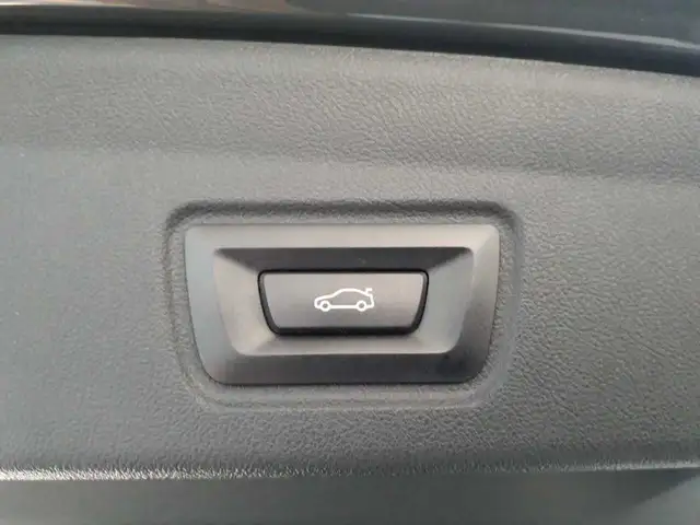 BMW 4 Series view 16