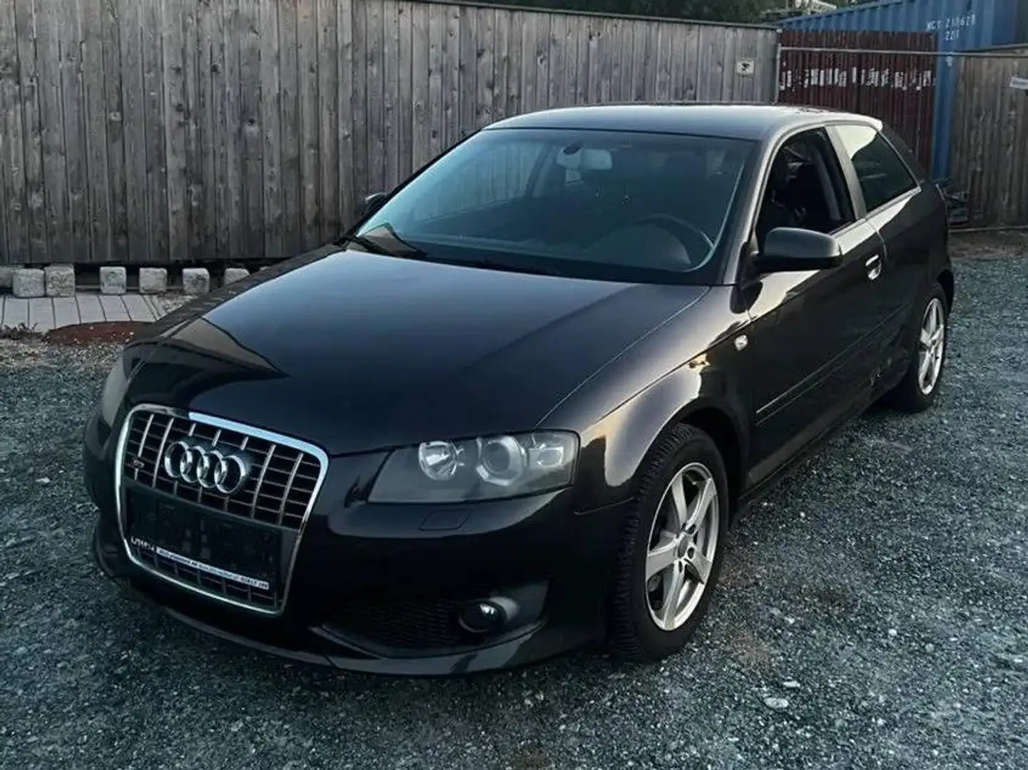 Audi A3 A3 1,6 Ambiente Ambiente Schwarz - 1