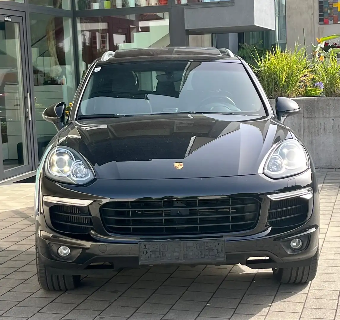 Porsche Cayenne Facelift 3.0 V6 Diesel 262PS Panorama AHK Schwarz - 2