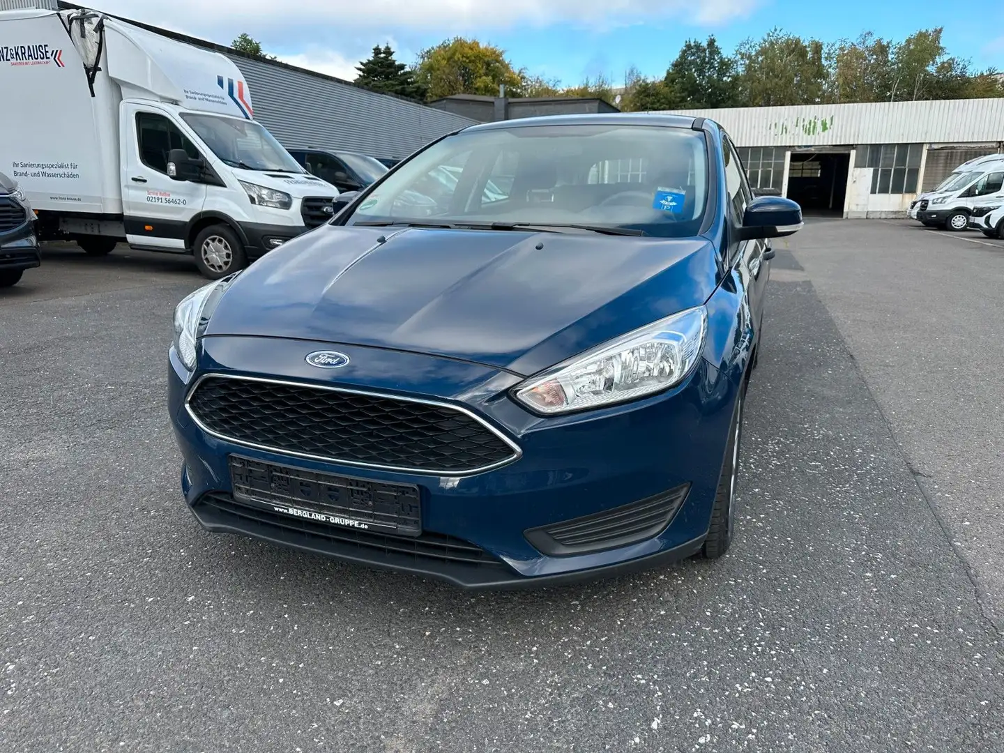 Ford Focus Turnier Ambiente Blau - 1