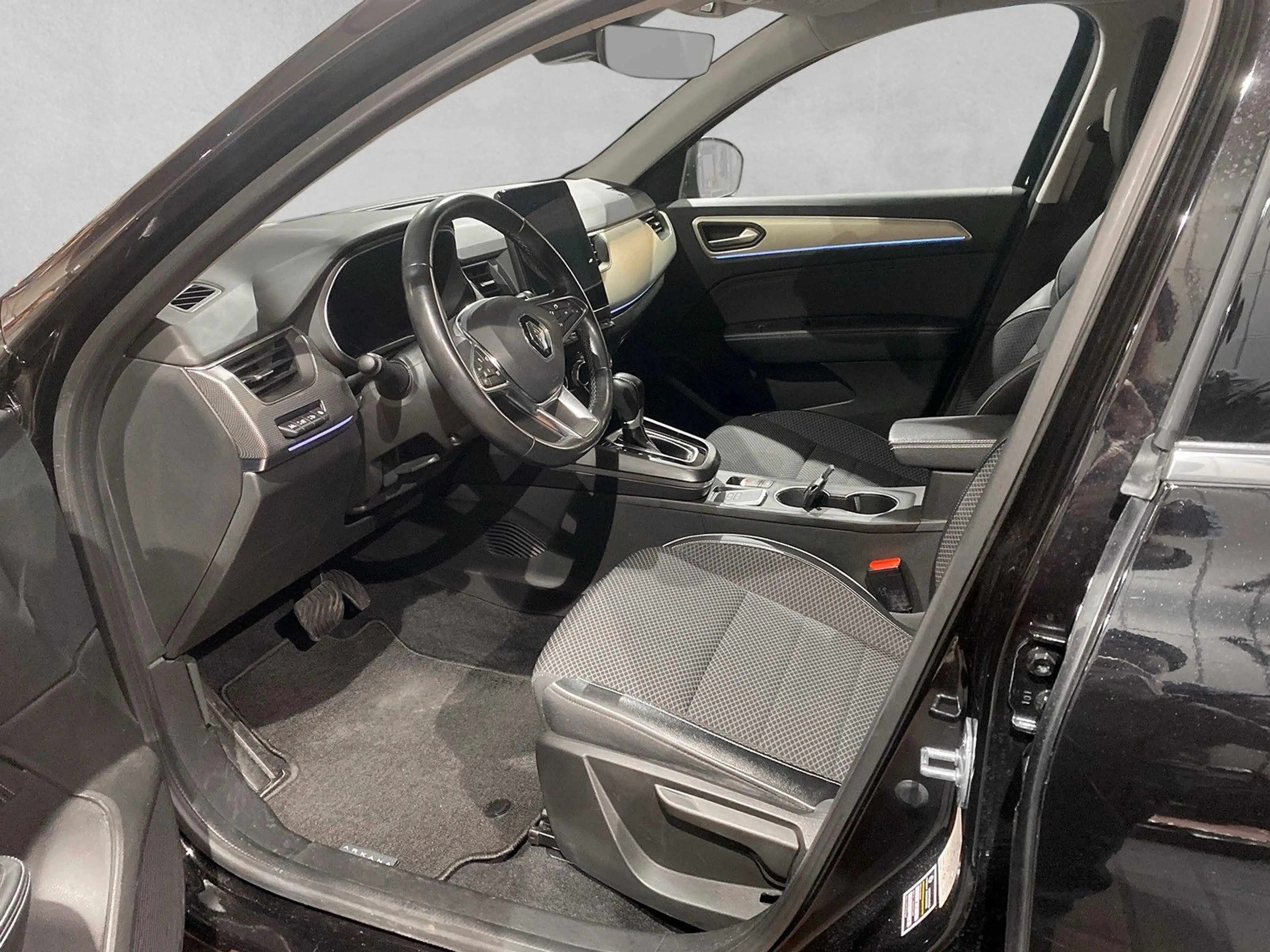 Renault Arkana Intens — photo 9