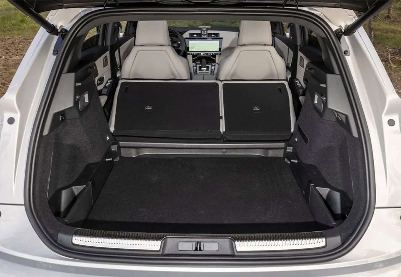DS Automobiles DS 7 Crossback 2024 — фото 14