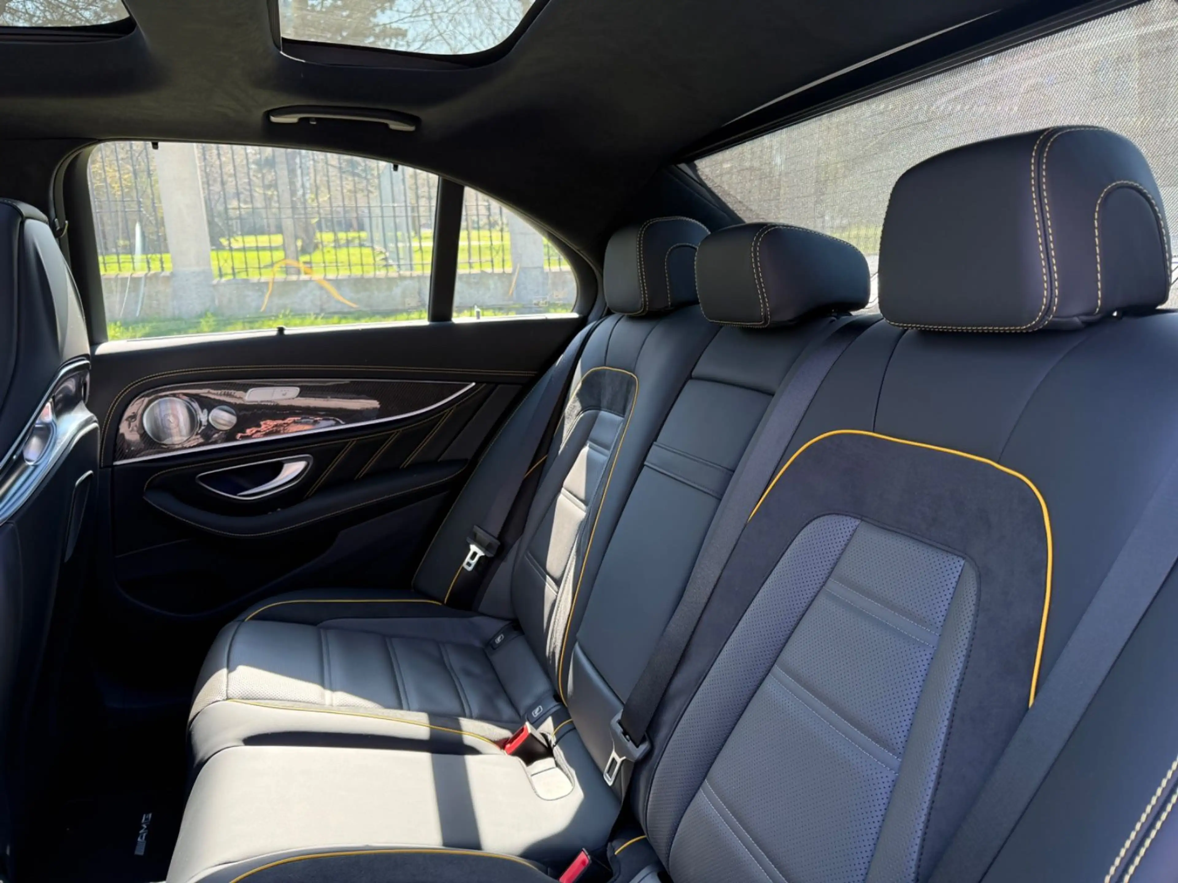 Mercedes-Benz E 63 AMG E 63 S AMG 4Matic Limo. Final Edition Keramicbr. — photo 7