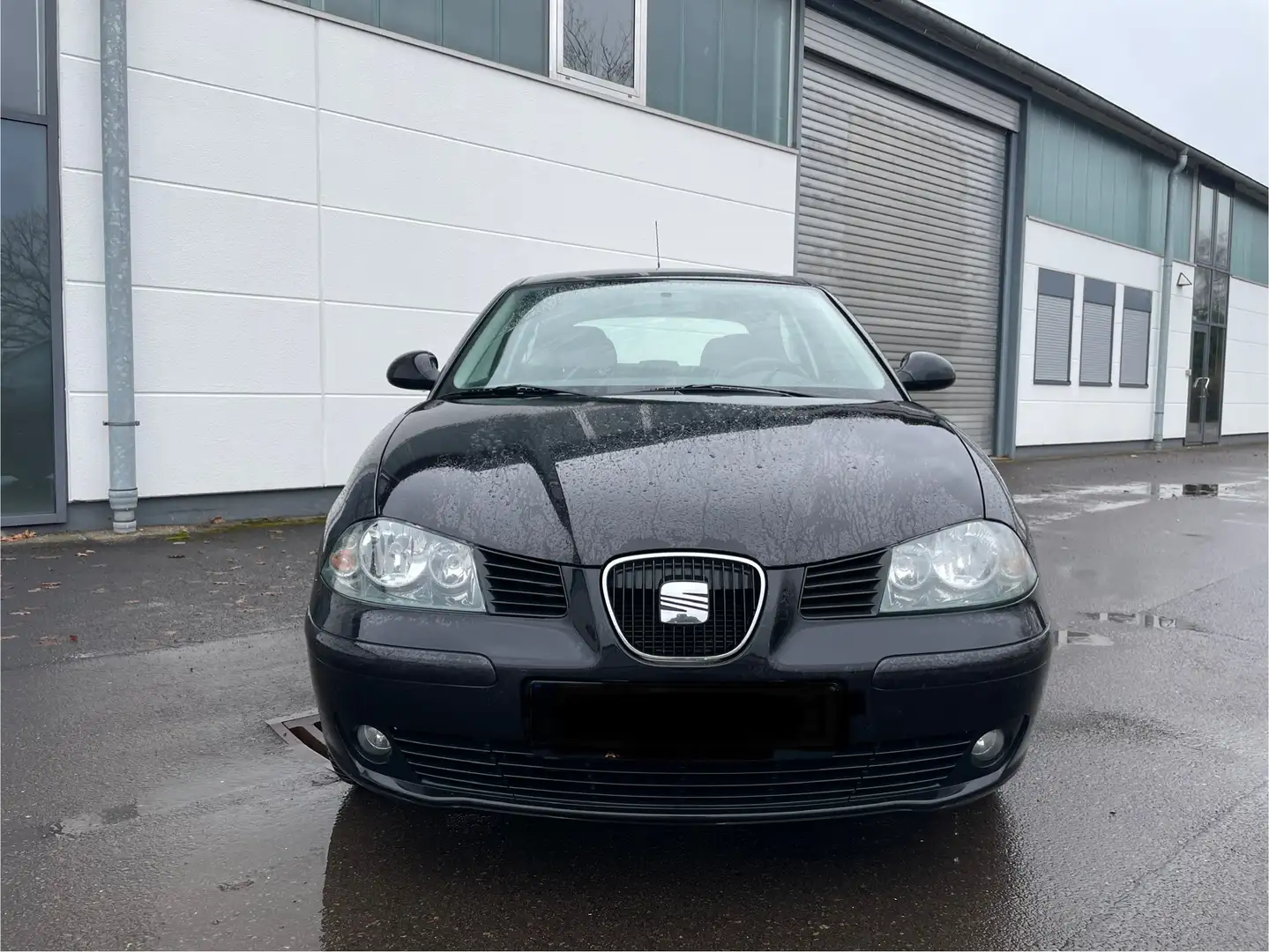 SEAT Ibiza Ibiza 1.4 Klima 75PS TÜV NEU 11/2027 *98000km* Schwarz - 2