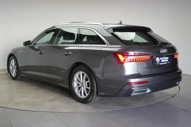 Audi A6 view 6
