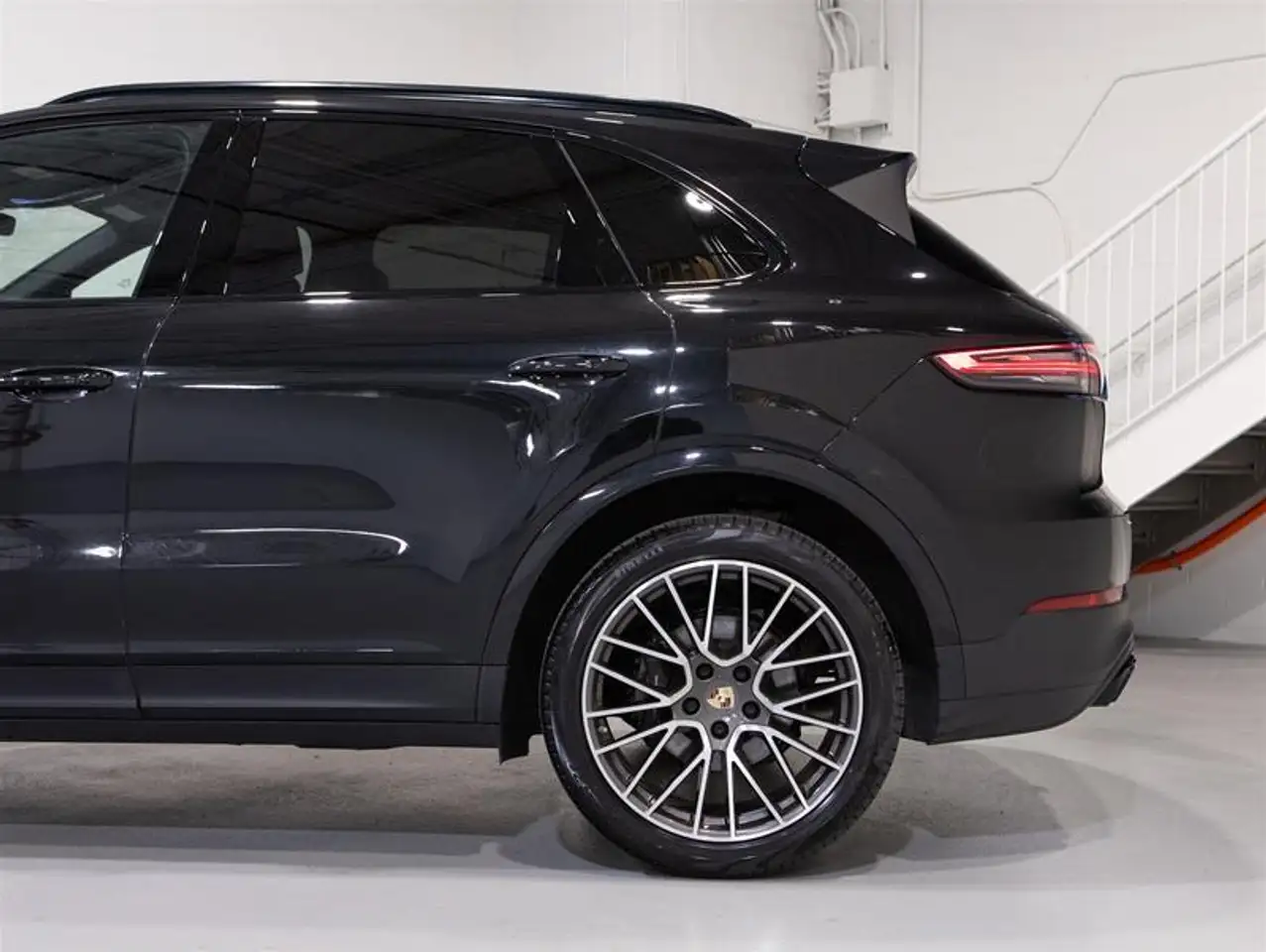 Porsche Cayenne снимка Porsche Cayenne