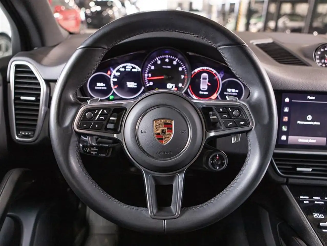 Porsche Cayenne снимка Porsche Cayenne
