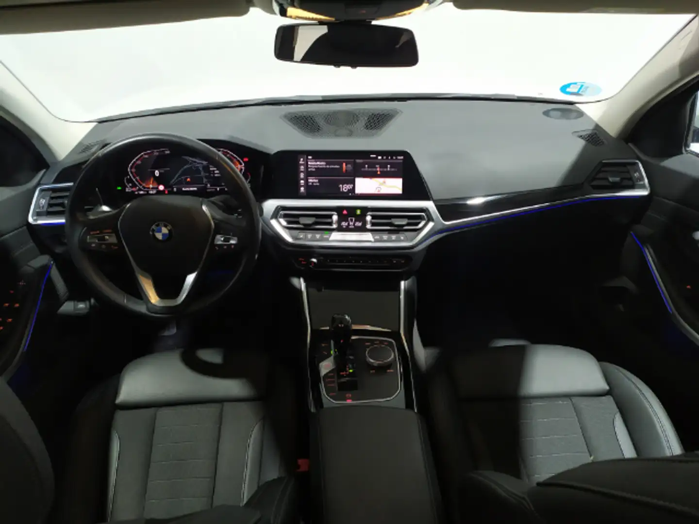 BMW 318 318dA Touring Blanc - 2