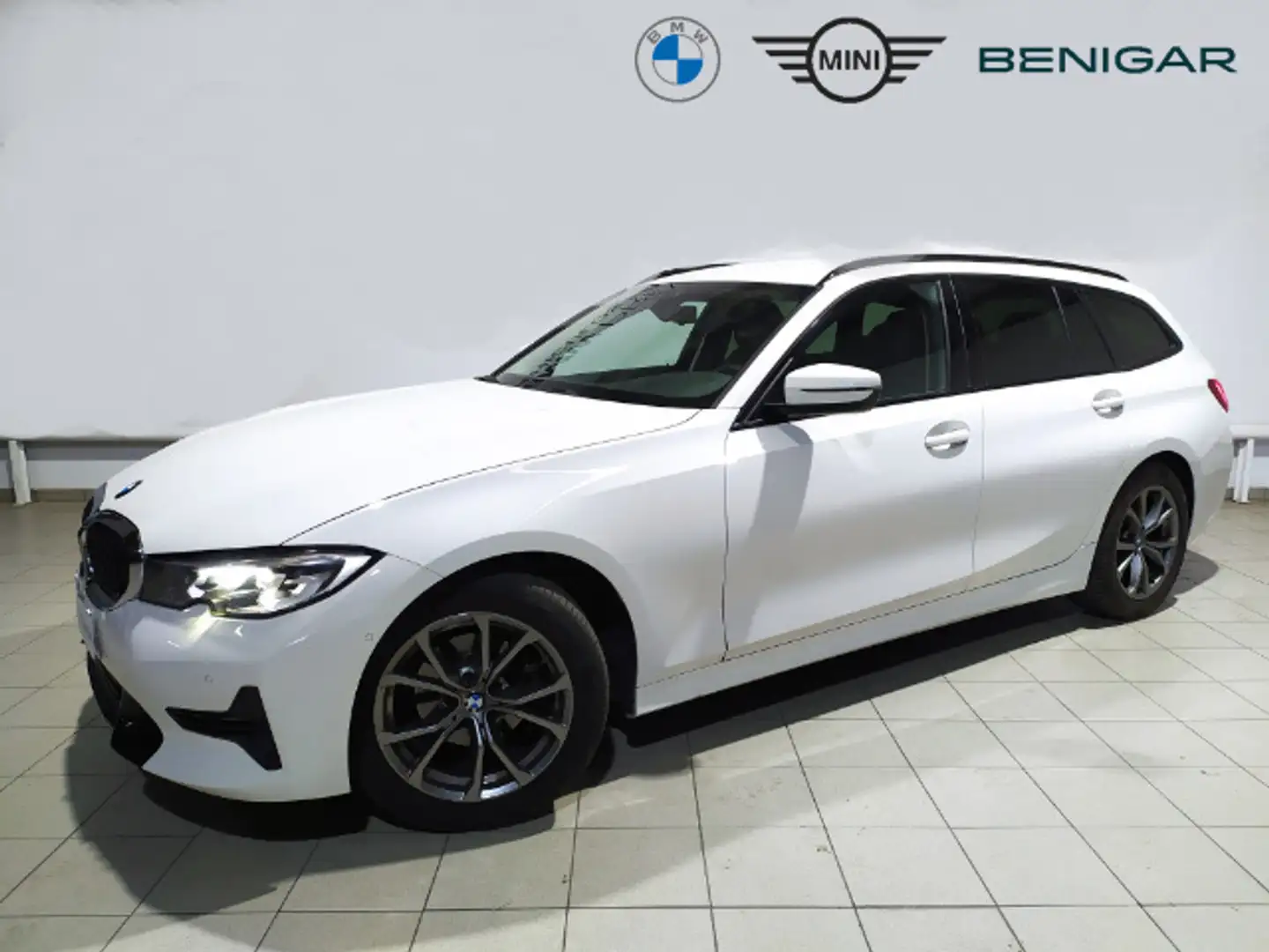 BMW 318 318dA Touring Blanc - 1