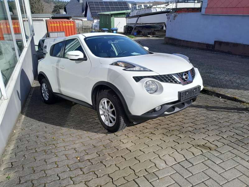 Nissan Juke AcentaKlima Alufelgen 8-fach bereift