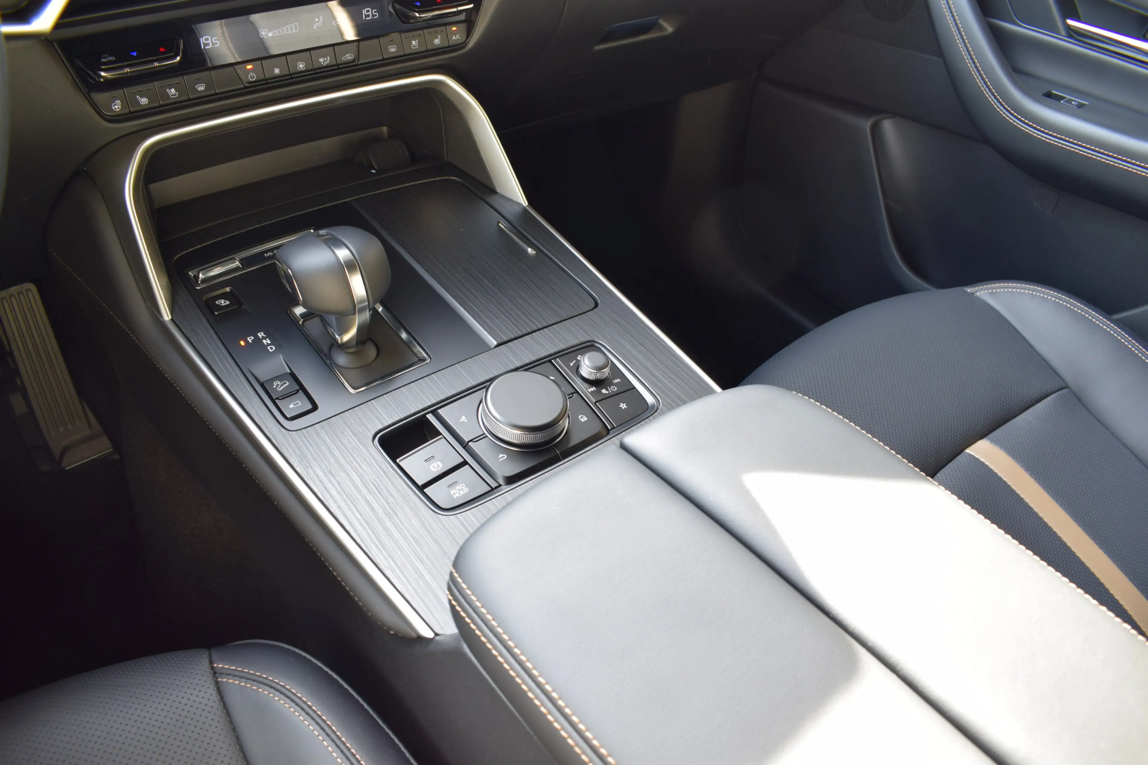 Mazda CX-60 2.5 e-SkyActiv PHEV Homura Business Edition - € 9. — photo 29