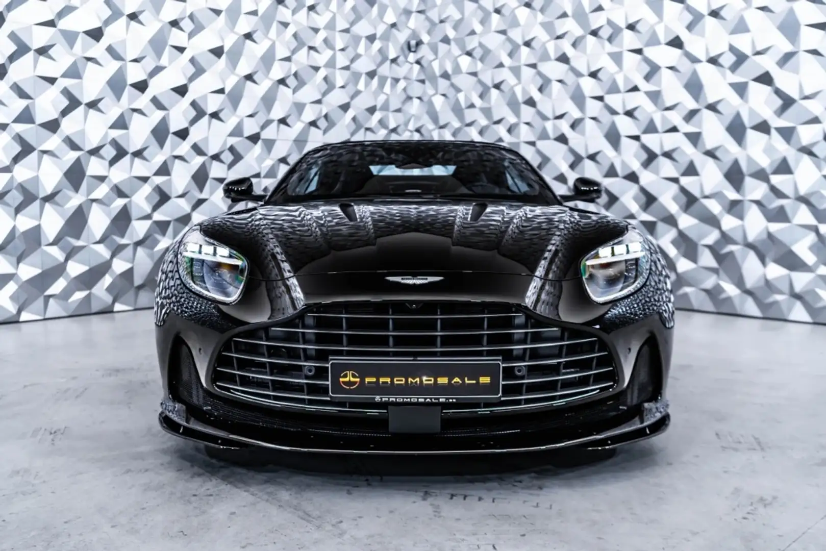 Aston Martin DB12 4.0 V8 Schwarz - 2
