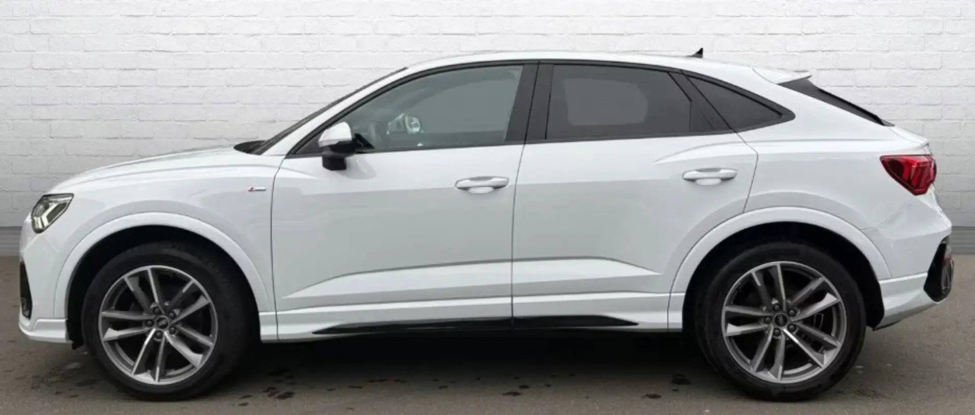 Audi Q3 Q3 Sportback 35 1.5 tfsi S line edition Bianco - 2