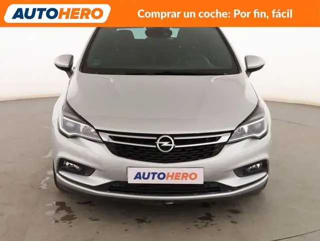 Opel Astra view 9