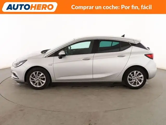 Opel Astra view 3