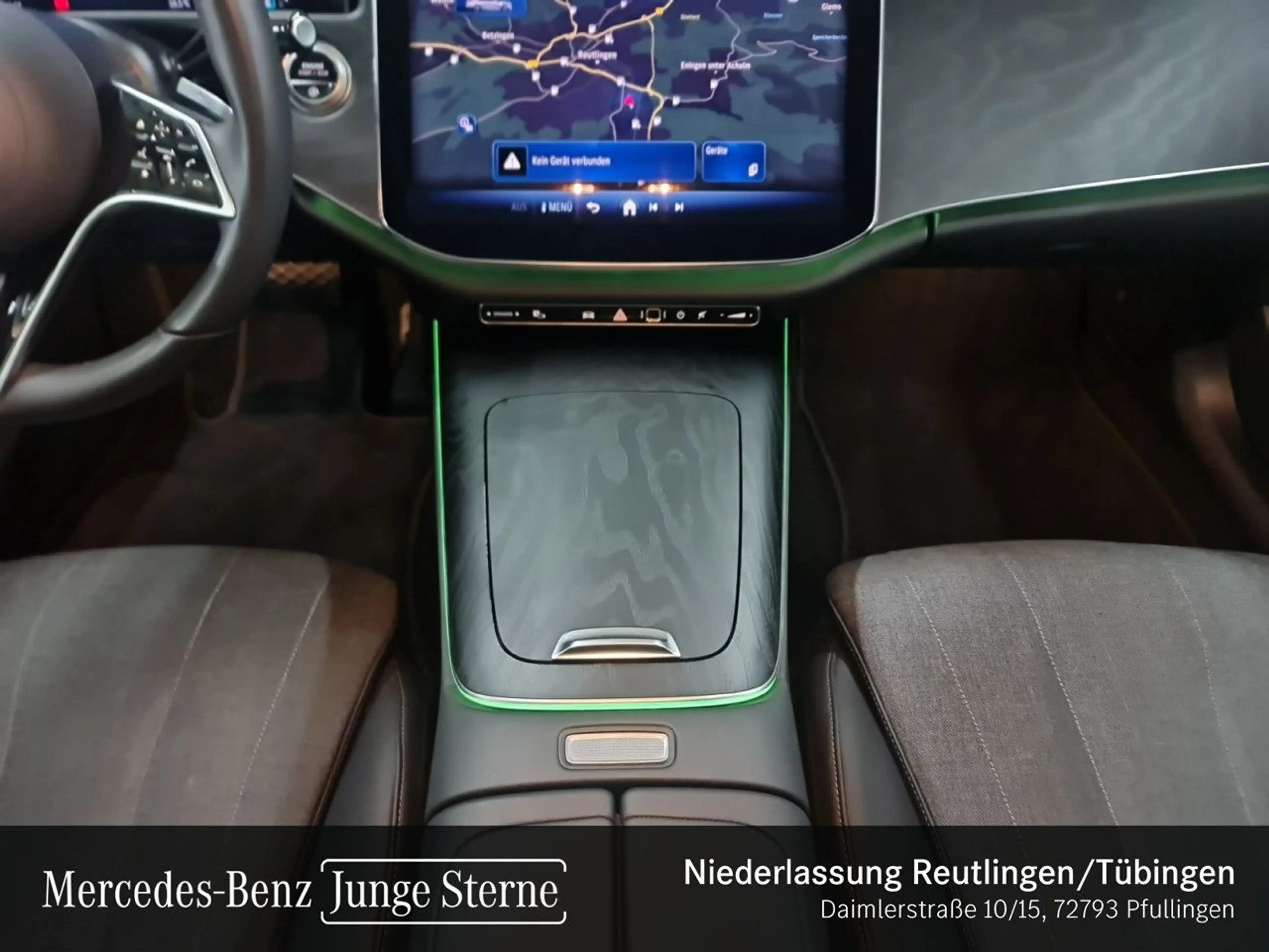 Mercedes-Benz E 220 d Avantgarde Pano LED Kamera Spurhalt-Ass 9G — photo 15