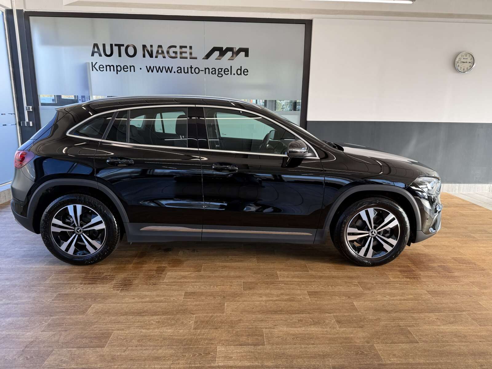Mercedes-Benz GLA 200